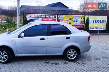 Седан Chevrolet Aveo 2005 в Надворной