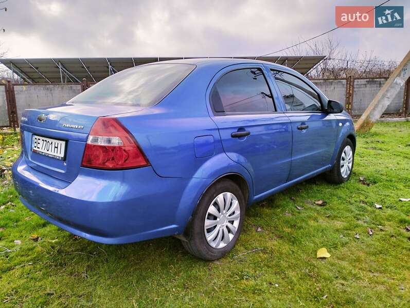 Седан Chevrolet Aveo 2007 в Николаеве