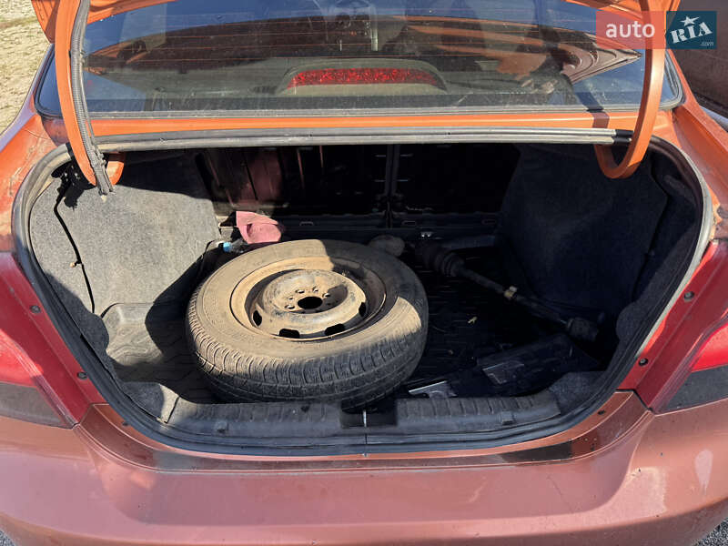 Седан Chevrolet Aveo 2006 в Кропивницком