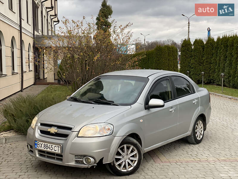 Седан Chevrolet Aveo 2007 в Дунаевцах