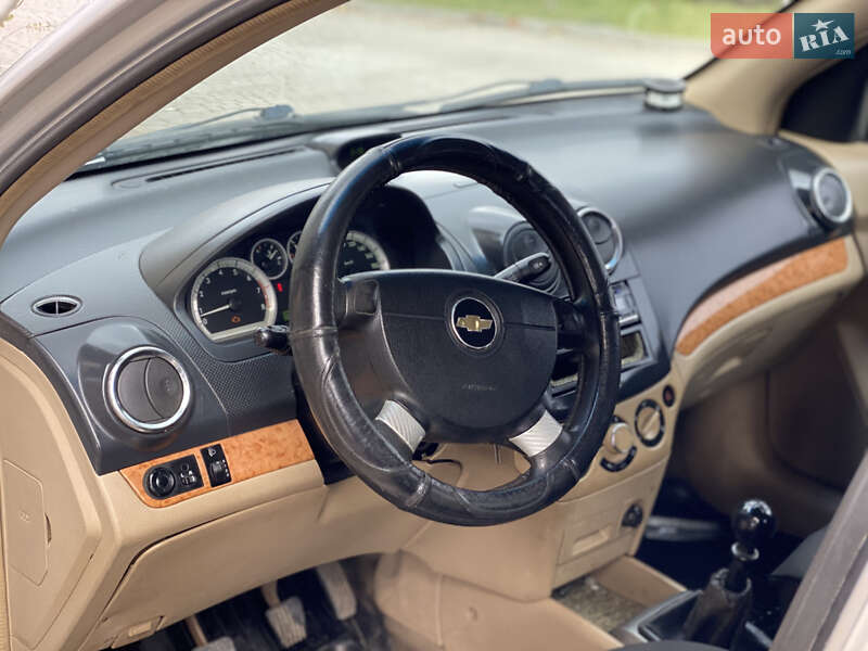 Седан Chevrolet Aveo 2007 в Дунаевцах