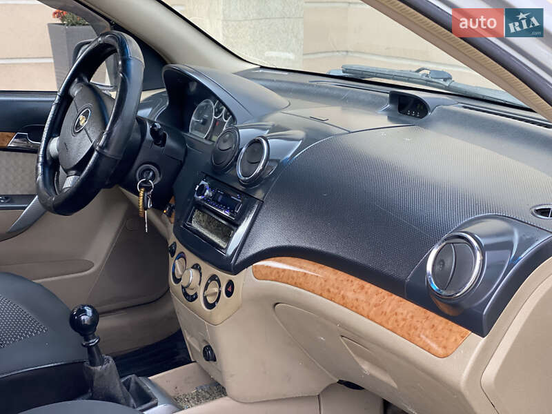 Седан Chevrolet Aveo 2007 в Дунаевцах