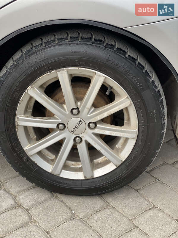 Седан Chevrolet Aveo 2007 в Дунаевцах