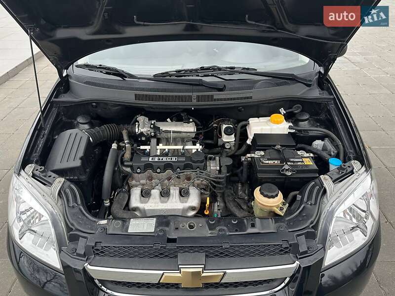 Седан Chevrolet Aveo 2008 в Світловодську