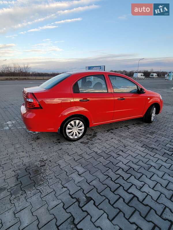 Седан Chevrolet Aveo 2008 в Киеве фото 4 Седан Chevrolet Aveo 2008 в Киеве