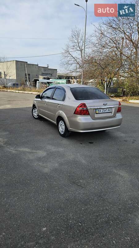 Седан Chevrolet Aveo 2007 в Чемеровцах
