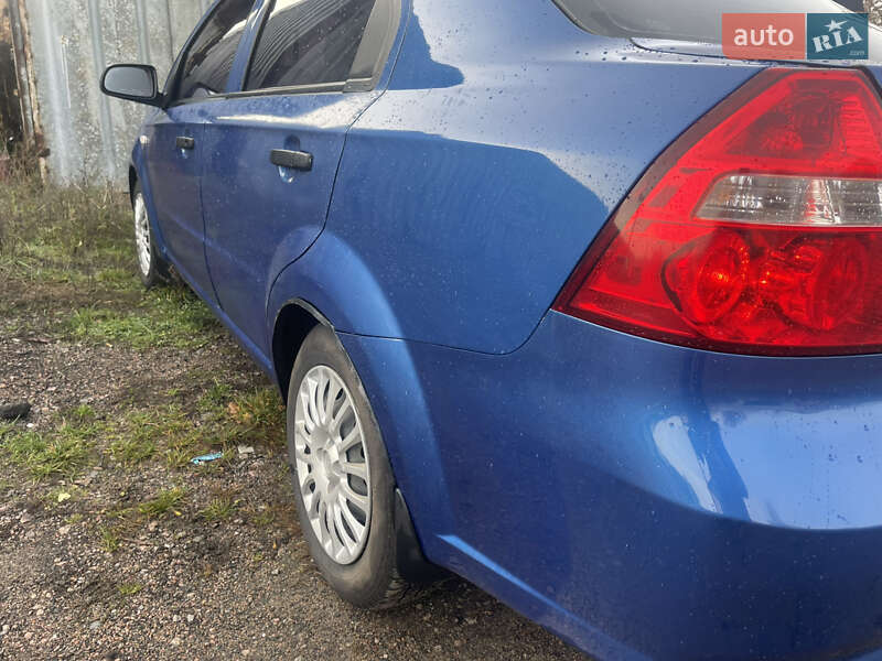 Седан Chevrolet Aveo 2010 в Фастові фото 4 Седан Chevrolet Aveo 2010 в Фастові