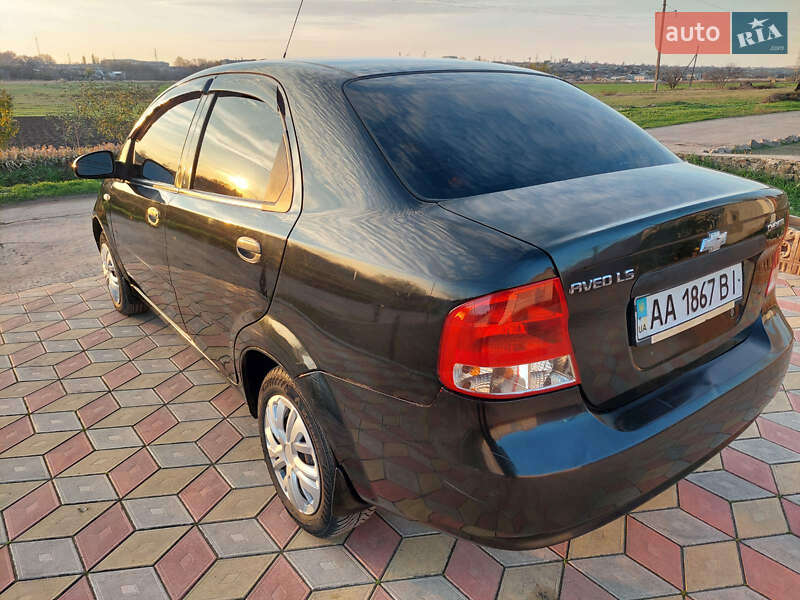 Седан Chevrolet Aveo 2006 в Николаеве