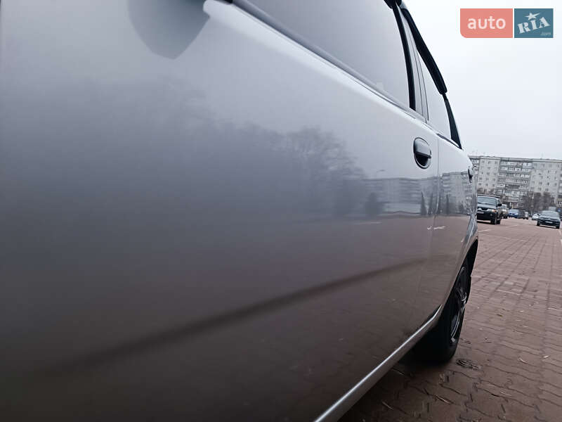 Седан Chevrolet Aveo 2005 в Сумах