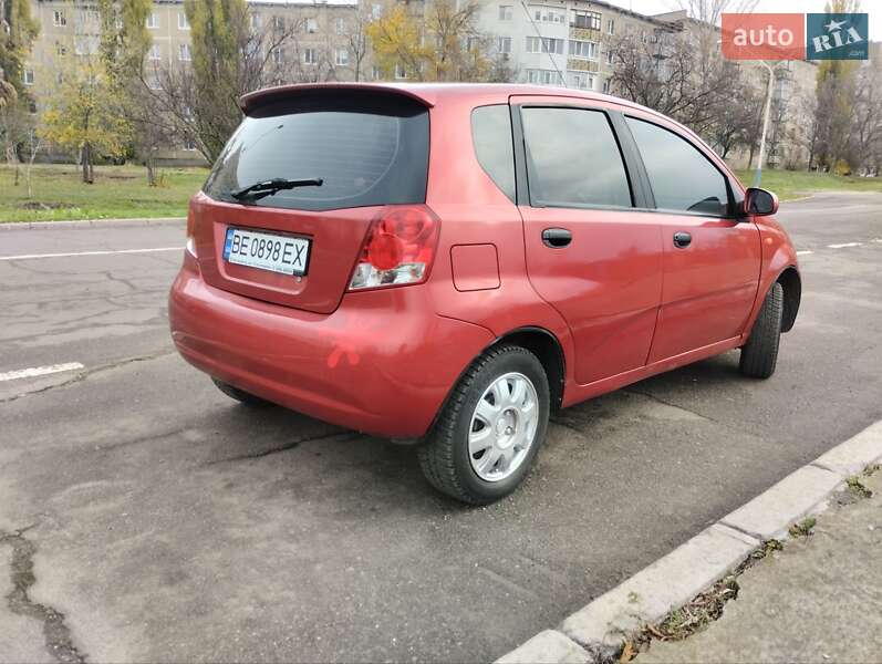 Хэтчбек Chevrolet Aveo 2005 в Южноукраинске фото 2 Хэтчбек Chevrolet Aveo 2005 в Южноукраинске