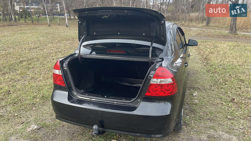 Седан Chevrolet Aveo 2010 в Черкассах