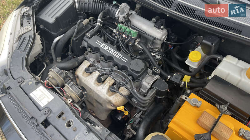 Седан Chevrolet Aveo 2010 в Черкассах