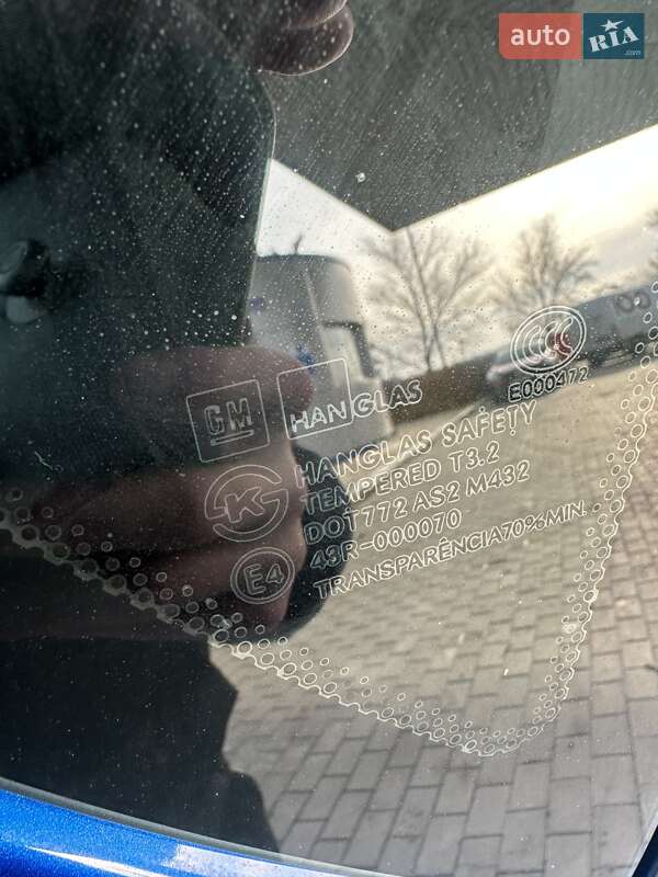 Хэтчбек Chevrolet Aveo 2011 в Павлограде