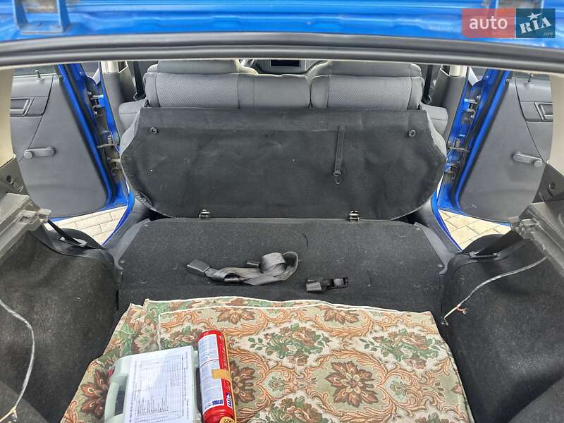 Хэтчбек Chevrolet Aveo 2011 в Павлограде