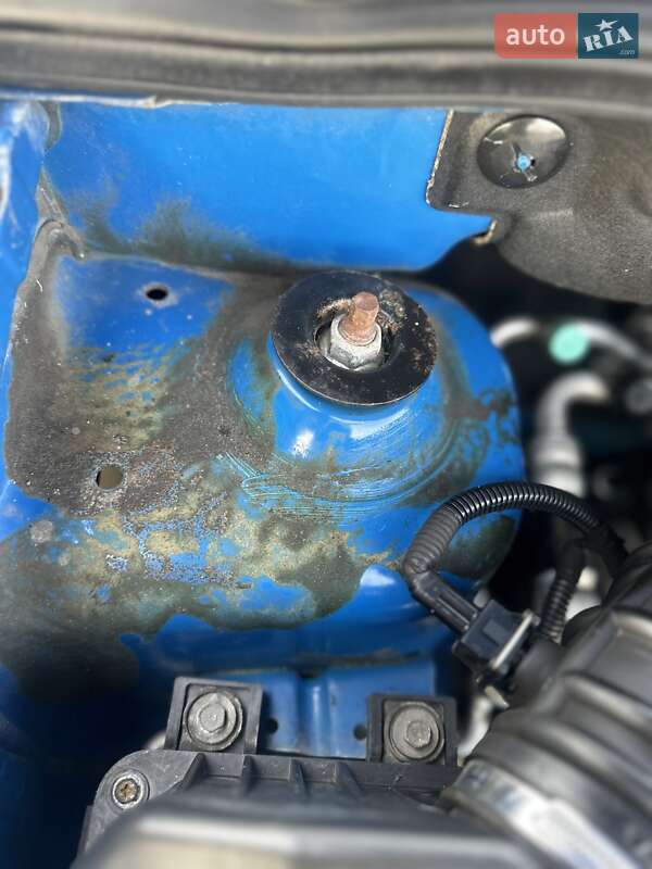 Хэтчбек Chevrolet Aveo 2011 в Павлограде