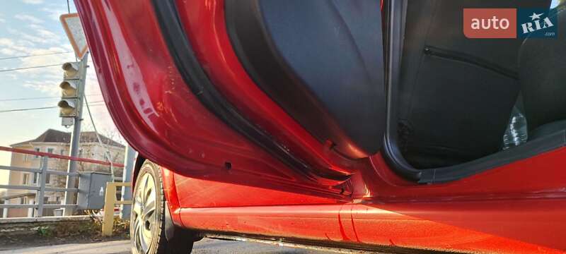 Седан Chevrolet Aveo 2011 в Харькове