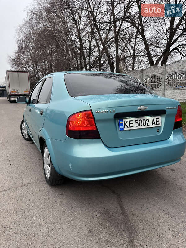 Седан Chevrolet Aveo 2006 в Днепре