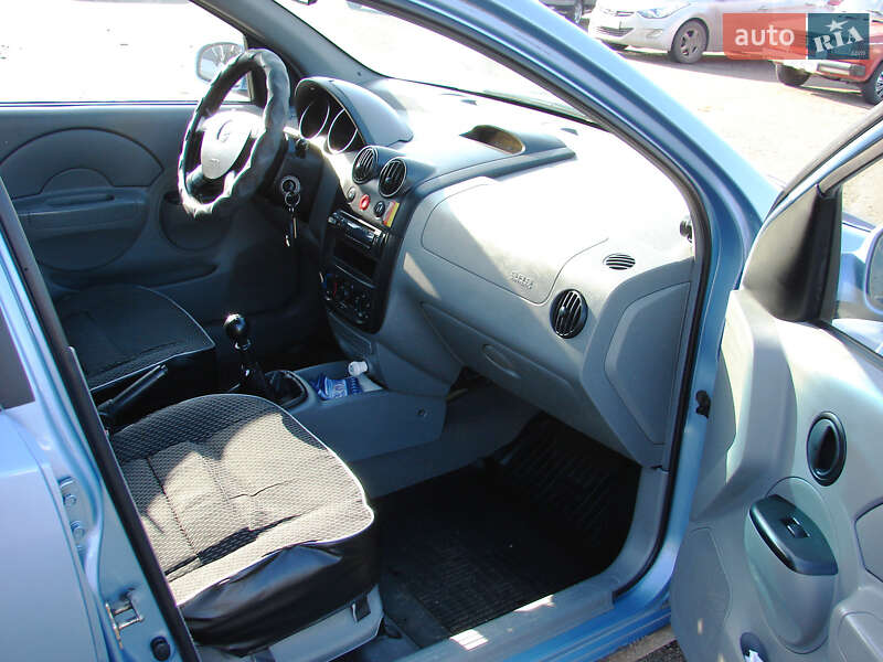 Седан Chevrolet Aveo 2004 в Одессе фото 19 Седан Chevrolet Aveo 2004 в Одессе