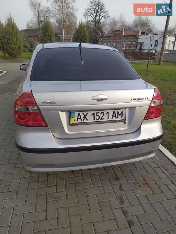 Седан Chevrolet Aveo 2006 в Мерефа