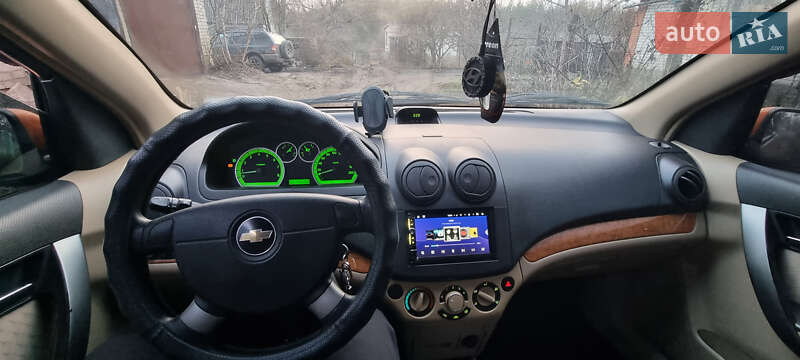 Седан Chevrolet Aveo 2008 в Изюме