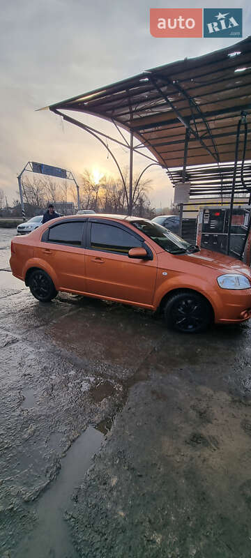 Седан Chevrolet Aveo 2008 в Изюме