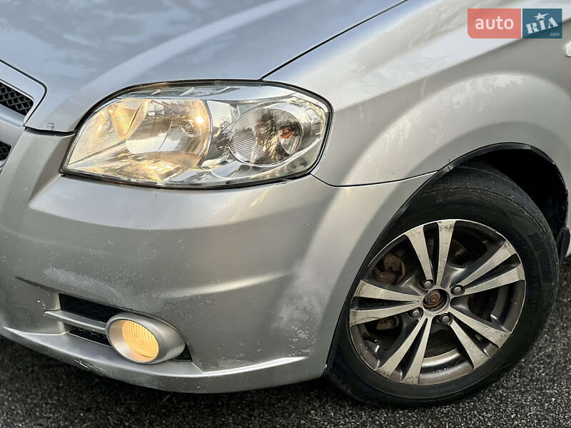 Седан Chevrolet Aveo 2008 в Харкові