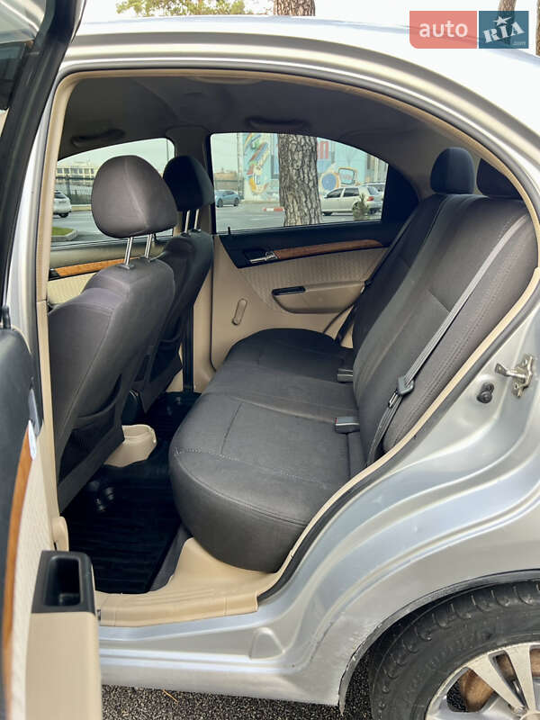 Седан Chevrolet Aveo 2008 в Харкові