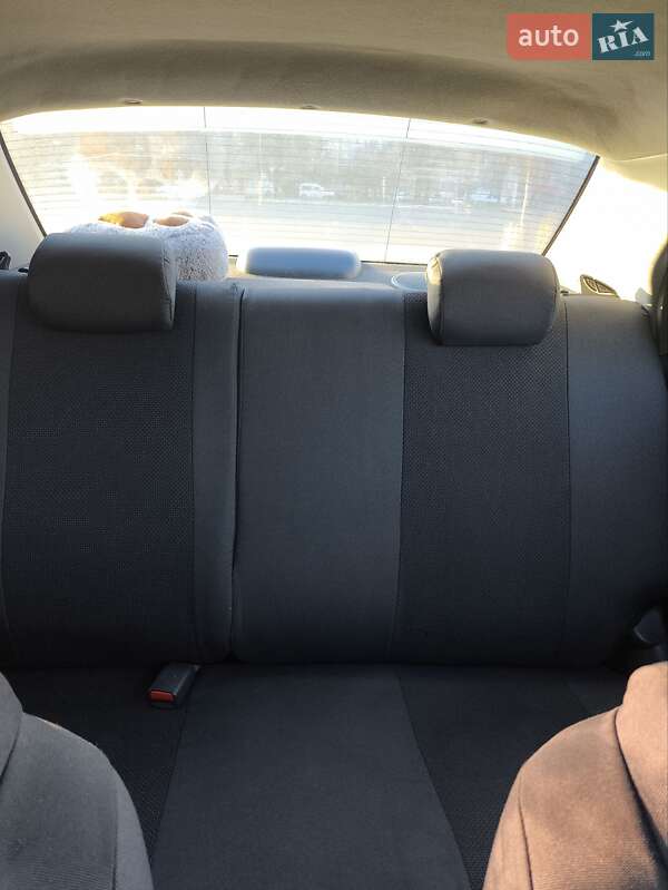 Седан Chevrolet Aveo 2006 в Броварах