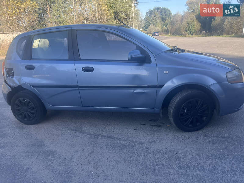 Хэтчбек Chevrolet Aveo 2006 в Макарове