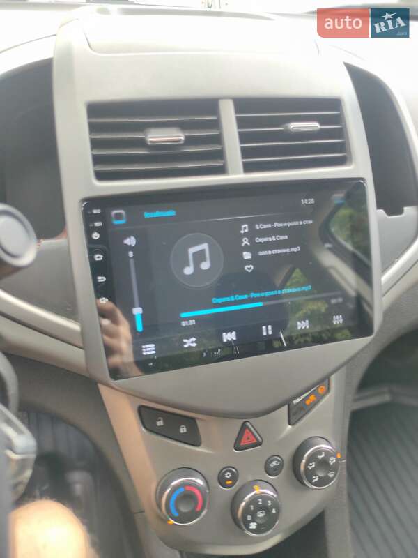 Седан Chevrolet Aveo 2011 в Житомире