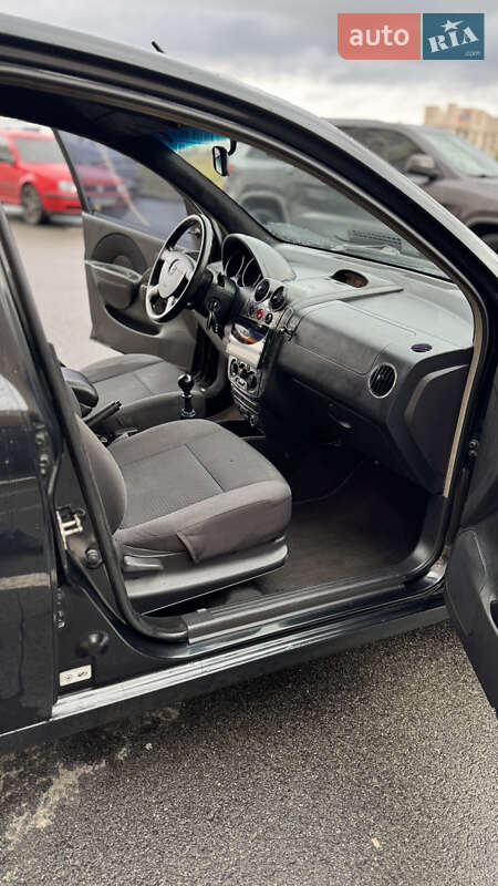 Хэтчбек Chevrolet Aveo 2008 в Киеве фото 13 Хэтчбек Chevrolet Aveo 2008 в Киеве