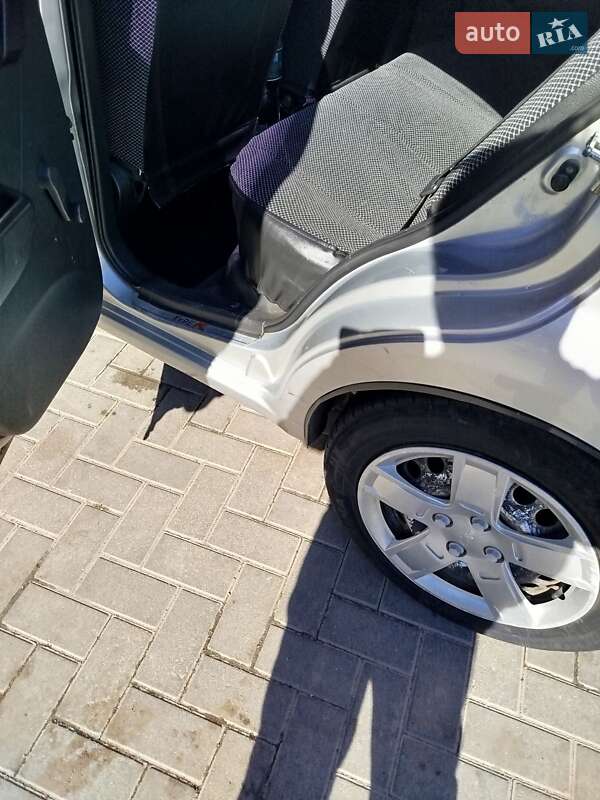 Седан Chevrolet Aveo 2008 в Запорожье