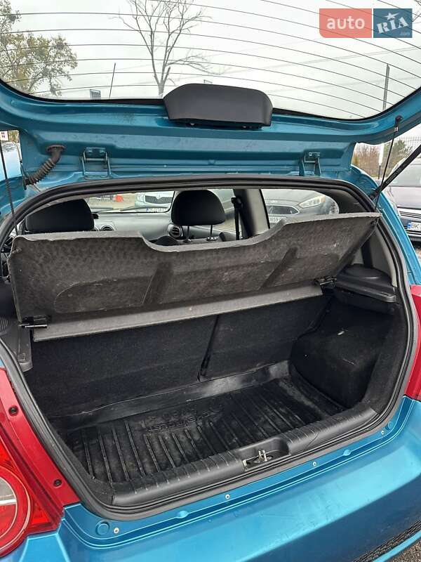 Хетчбек Chevrolet Aveo 2008 в Білогородці