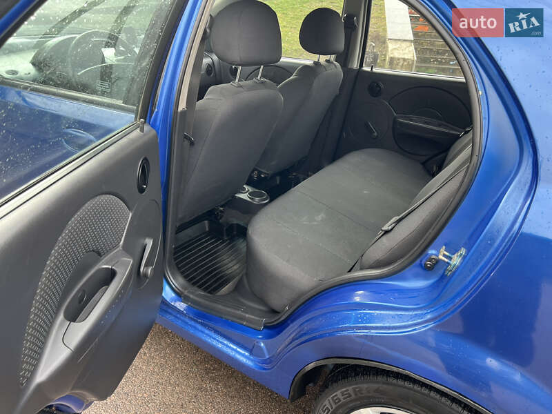 Седан Chevrolet Aveo 2005 в Ізяславі