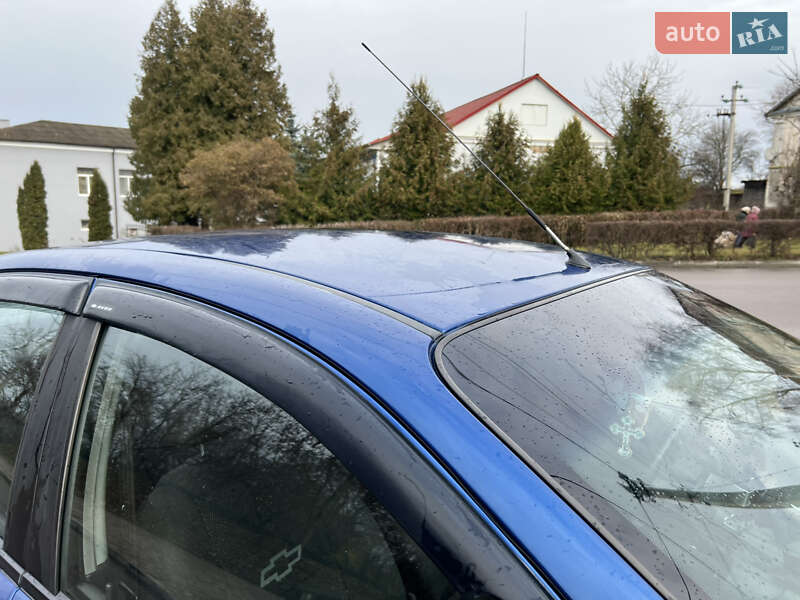 Седан Chevrolet Aveo 2005 в Ізяславі