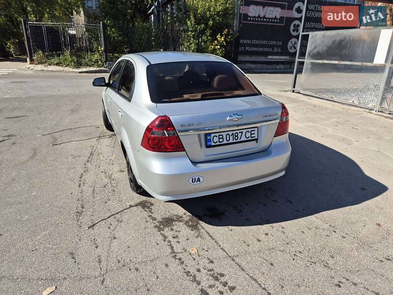 Седан Chevrolet Aveo 2007 в Чернигове