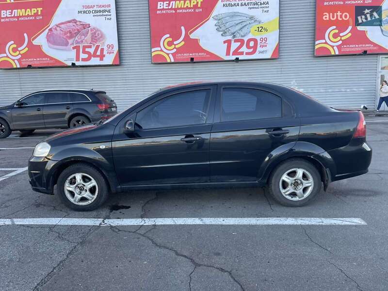 Седан Chevrolet Aveo 2006 в Полтаве