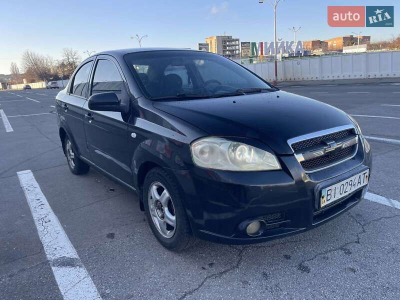 Седан Chevrolet Aveo 2006 в Полтаве