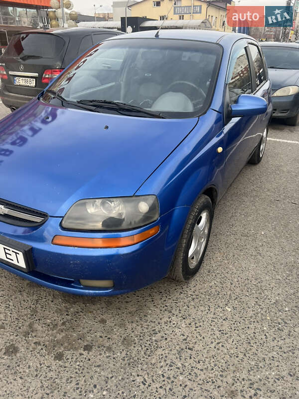 Хетчбек Chevrolet Aveo 2005 в Чернівцях