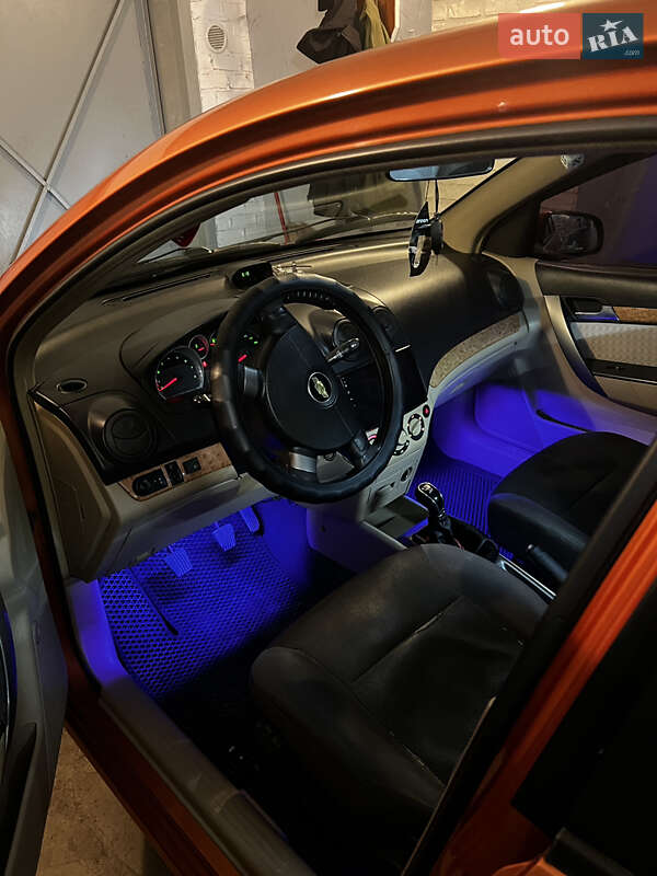 Седан Chevrolet Aveo 2008 в Вознесенську