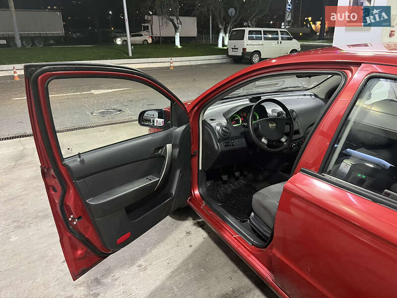 Седан Chevrolet Aveo 2008 в Києві фото 10 Седан Chevrolet Aveo 2008 в Києві