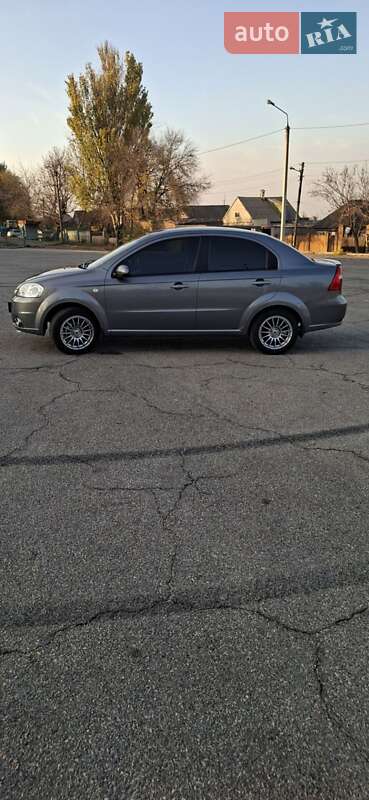 Седан Chevrolet Aveo 2008 в Запорожье
