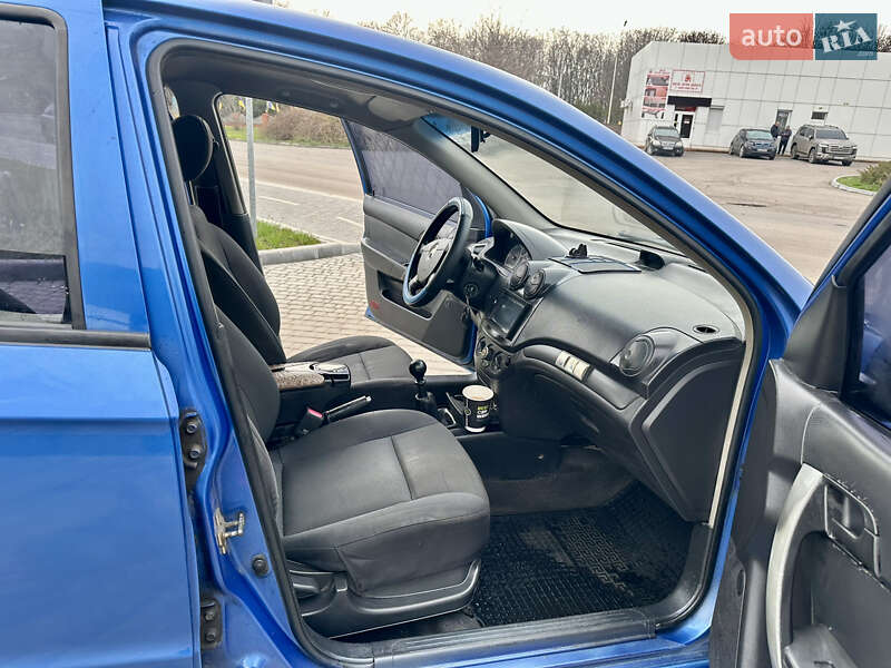 Седан Chevrolet Aveo 2007 в Кропивницькому