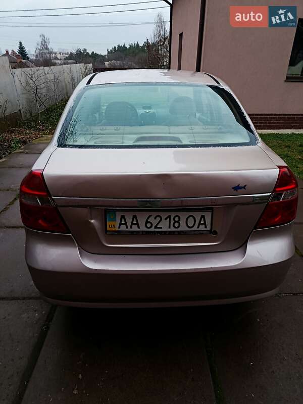 Седан Chevrolet Aveo 2007 в Києві