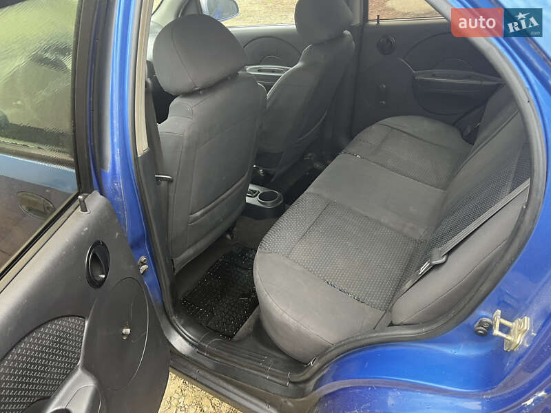 Седан Chevrolet Aveo 2005 в Болехові