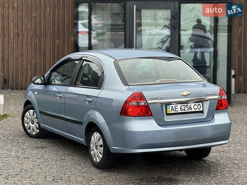 Седан Chevrolet Aveo 2008 в Дніпрі