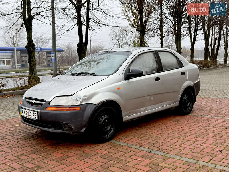 Седан Chevrolet Aveo 2005 в Харькове