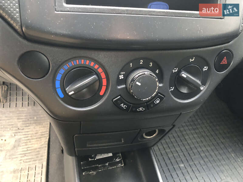 Седан Chevrolet Aveo 2007 в Львові фото 7 Седан Chevrolet Aveo 2007 в Львові