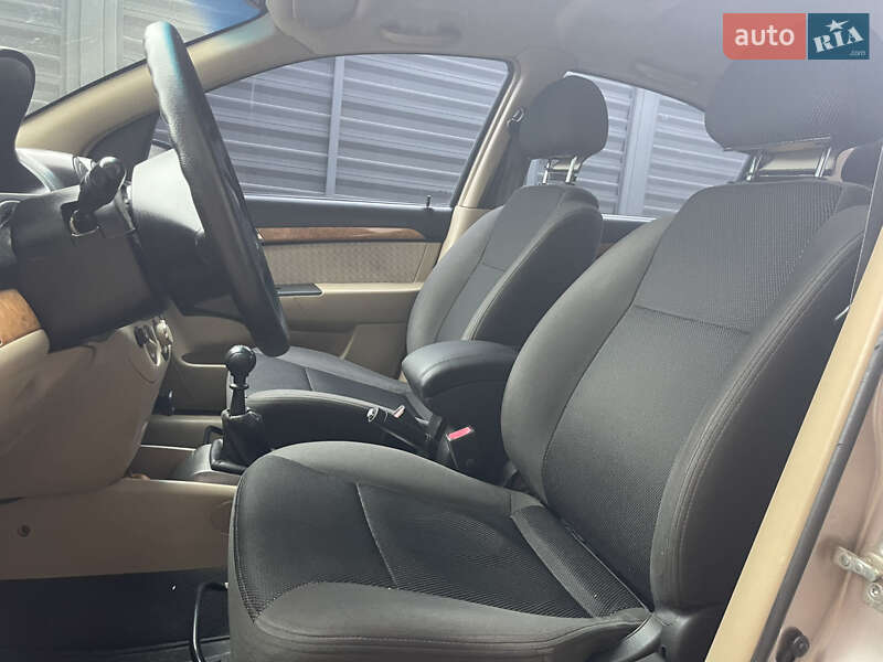 Седан Chevrolet Aveo 2008 в Мукачево фото 10 Седан Chevrolet Aveo 2008 в Мукачево