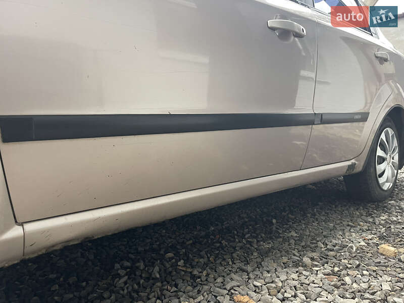 Седан Chevrolet Aveo 2008 в Мукачево фото 12 Седан Chevrolet Aveo 2008 в Мукачево